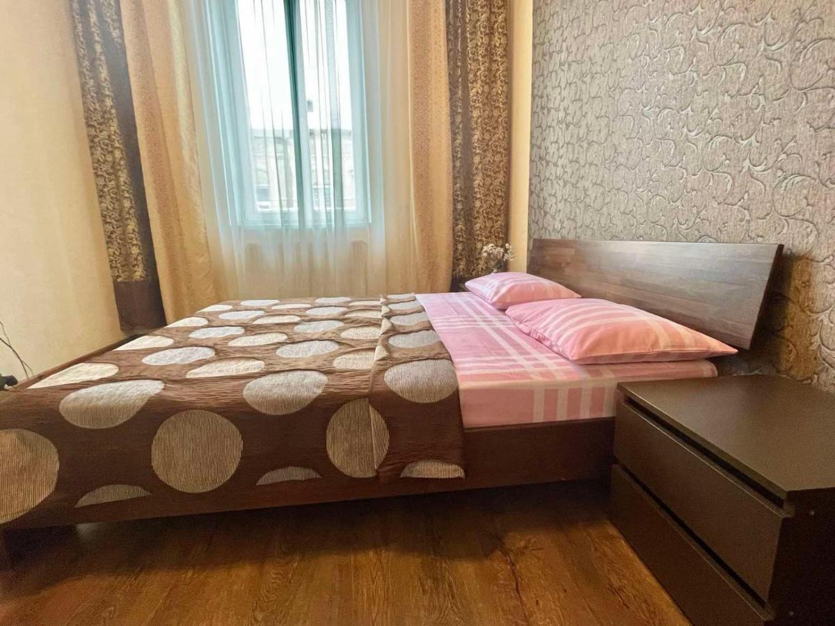 Крехівська 5,Апартаменти В Центрі, Дві Спальні Lviv Extérieur photo