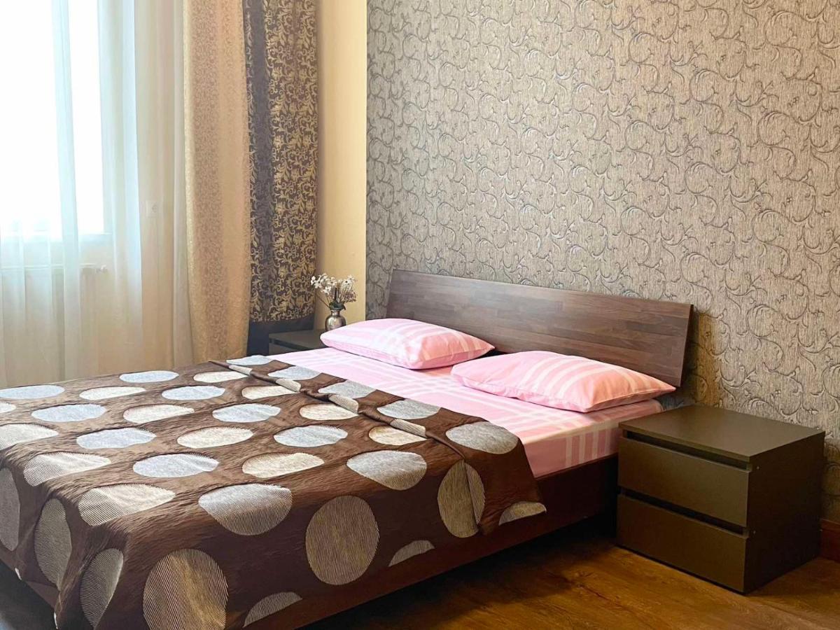 Крехівська 5,Апартаменти В Центрі, Дві Спальні Lviv Extérieur photo