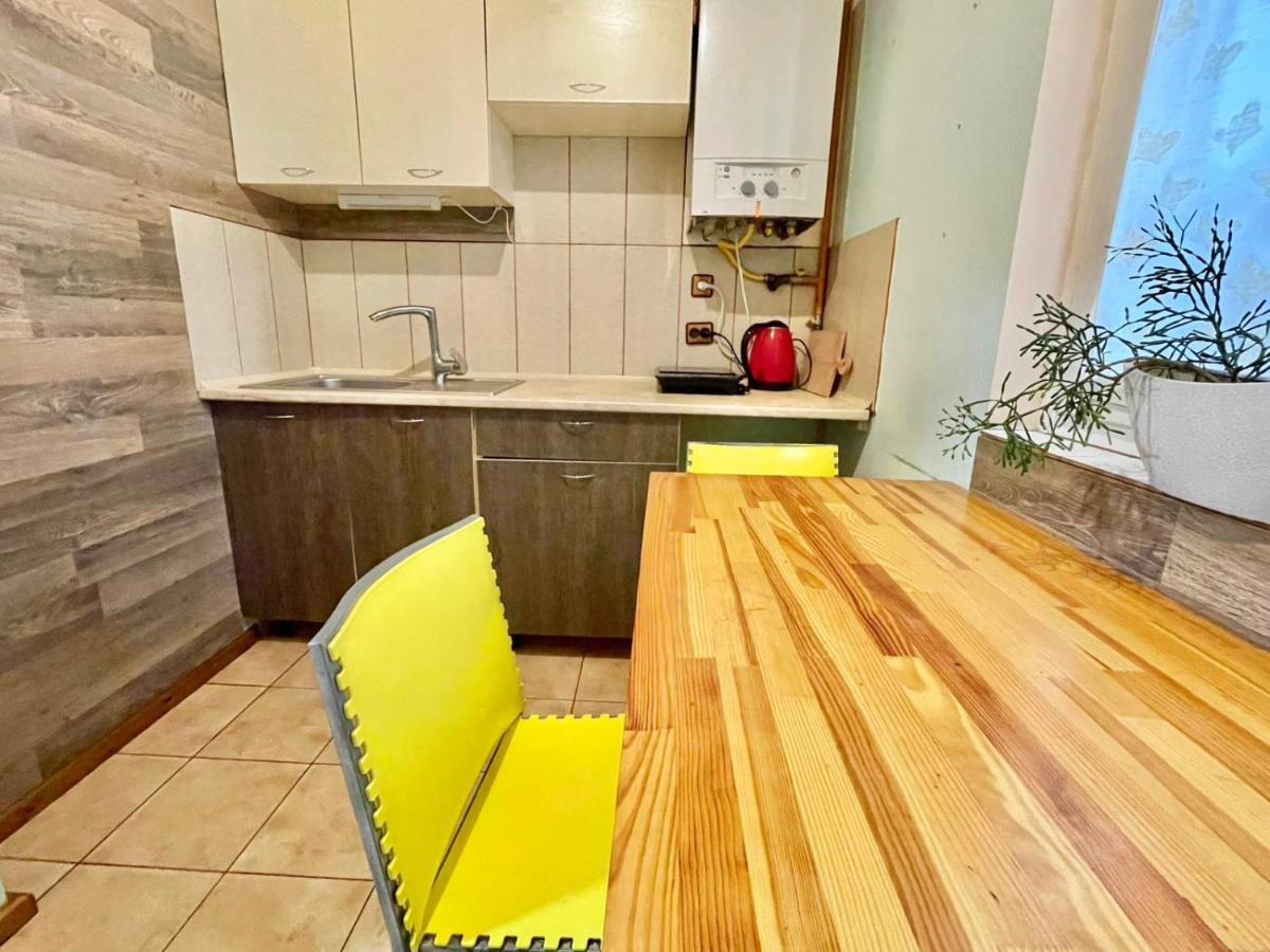 Крехівська 5,Апартаменти В Центрі, Дві Спальні Lviv Extérieur photo